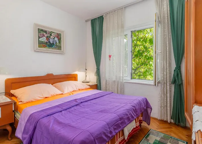 3 Bedroom Gorgeous In Krk 아파트 *