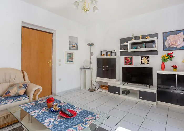 아파트 3 Bedroom Gorgeous In Krk *