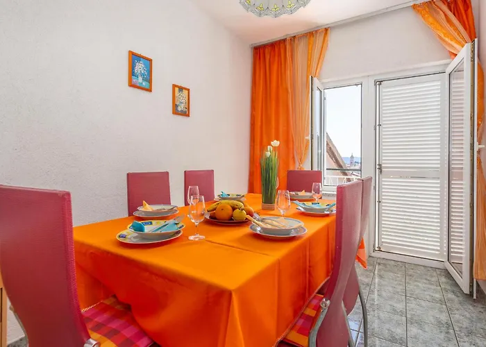 3 Bedroom Gorgeous In Krk